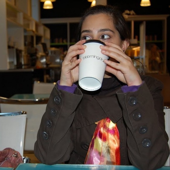 Meet your Posher, Sara - Picture 1 of 1